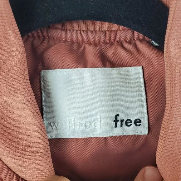 WILFRED Free Avion Bomber Jacket Womens Small Dark Peach Cropped Aritzia - Picture 3 of 16